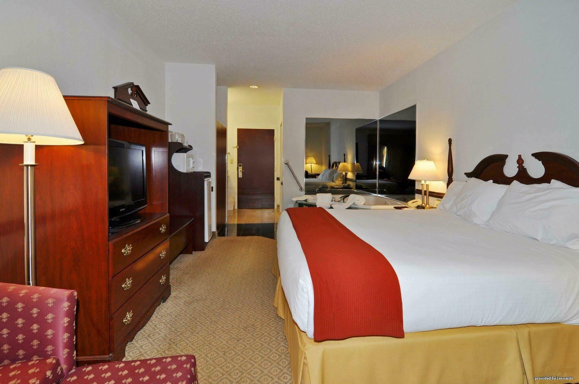 Best Western Plus South Hill Inn Exterior foto